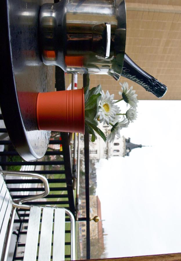 Hotel Mur ฮากา ภายนอก รูปภาพ