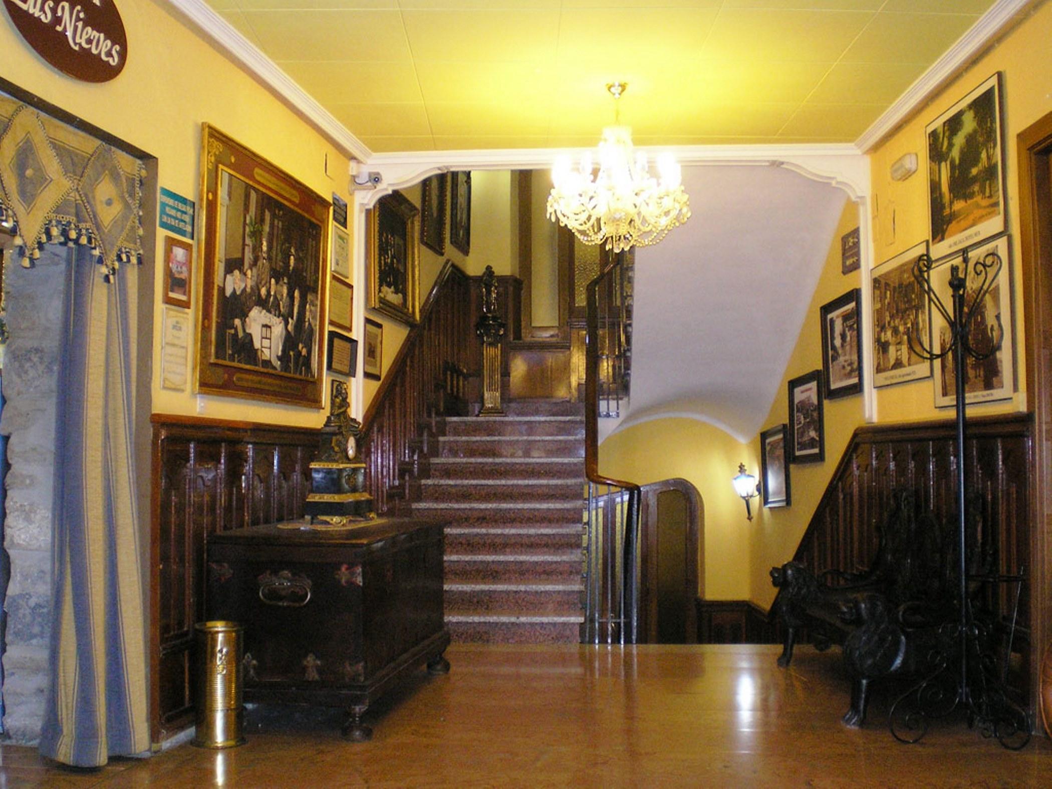Hotel Mur ฮากา ภายนอก รูปภาพ