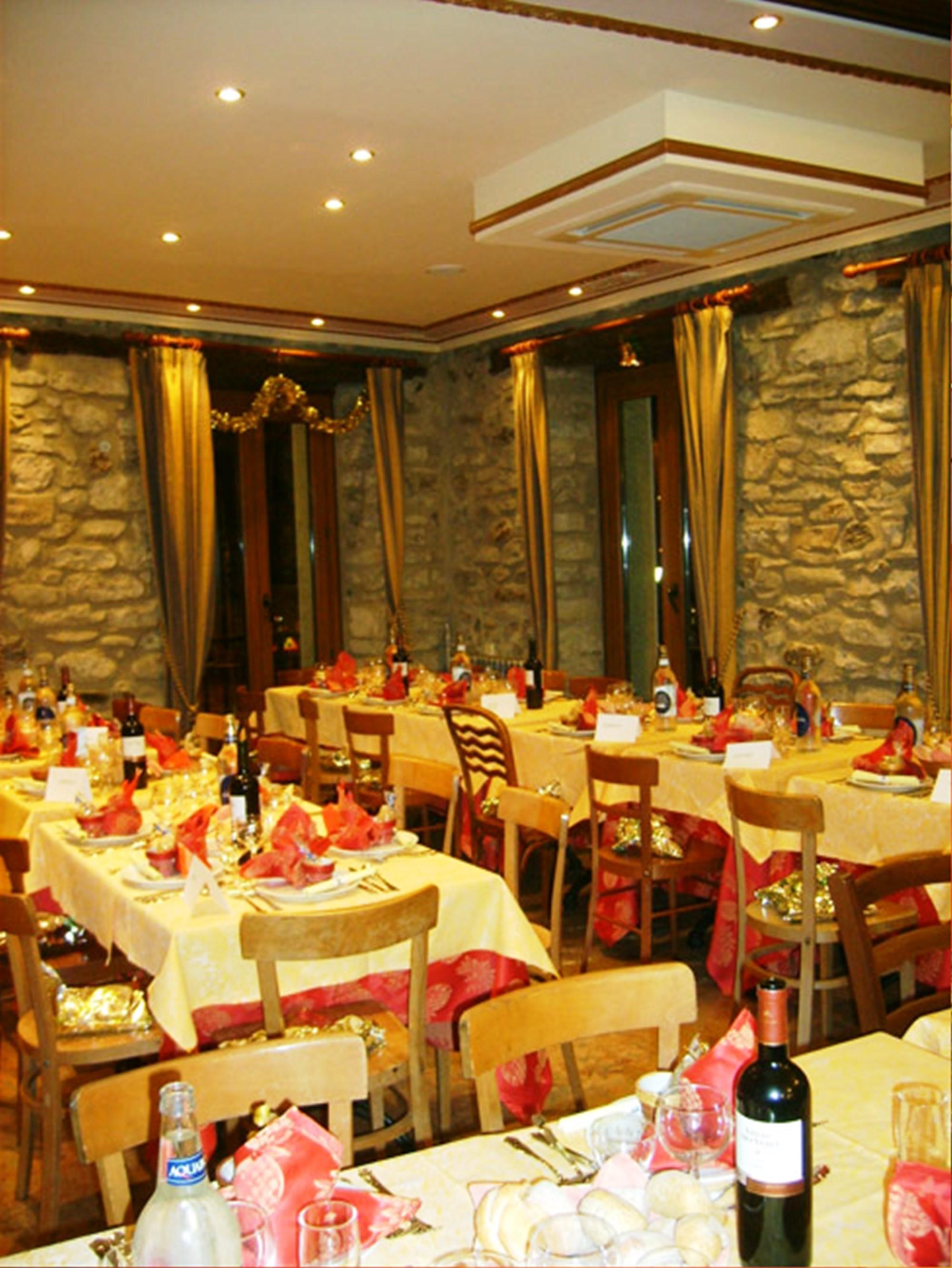 Hotel Mur ฮากา ภายนอก รูปภาพ